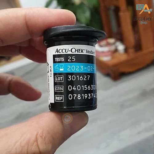 Hộp 25 que thử đường huyết Accu-Chek Instant