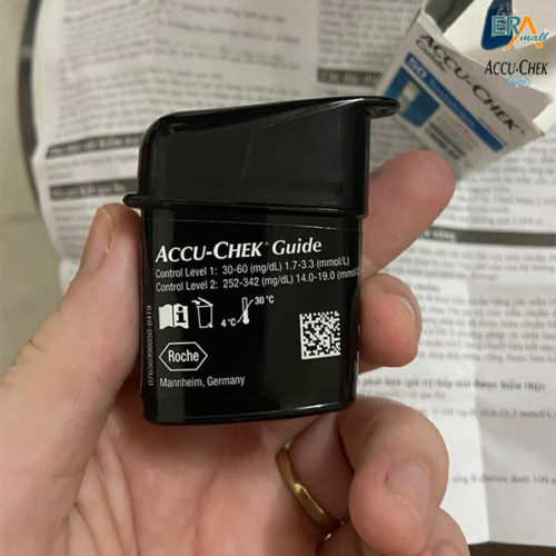 que thử đường huyết Accu-Chek Guide