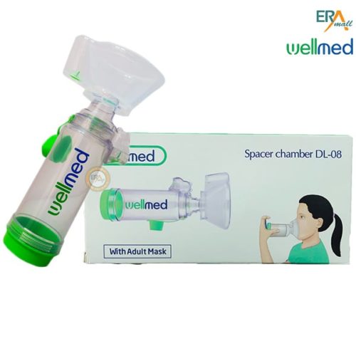 Buồng đệm xông khí dung mũi họng Wellmed DL-08 giúp người bệnh đảm bảo hít thuốc đủ liều, nâng cao hiệu quả điều trị rõ rệt so với hít thuốc trực tiếp, là sản phẩm không thể thiếu đối với người đang điều trị bệnh hen suyễn và các bệnh về hô hấp khác.